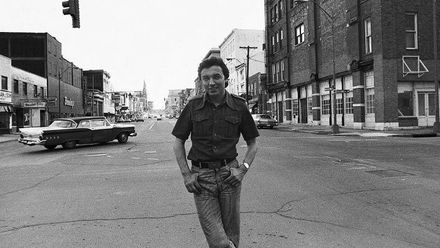 Karel Gott způsobil poprask. Pokoušel se zpívat sexy