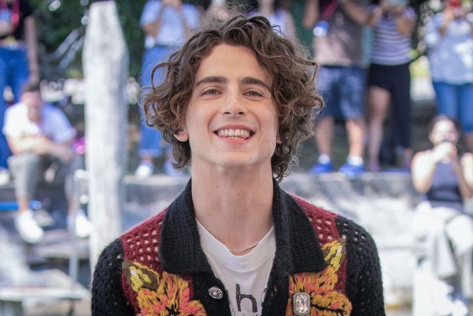 Timothée Chalamet na benátském festivalu.