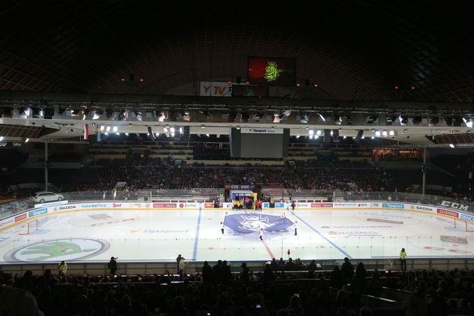 Tipsport arena před zápasem v zápase Karjala Cupu Česko - Švédsko.