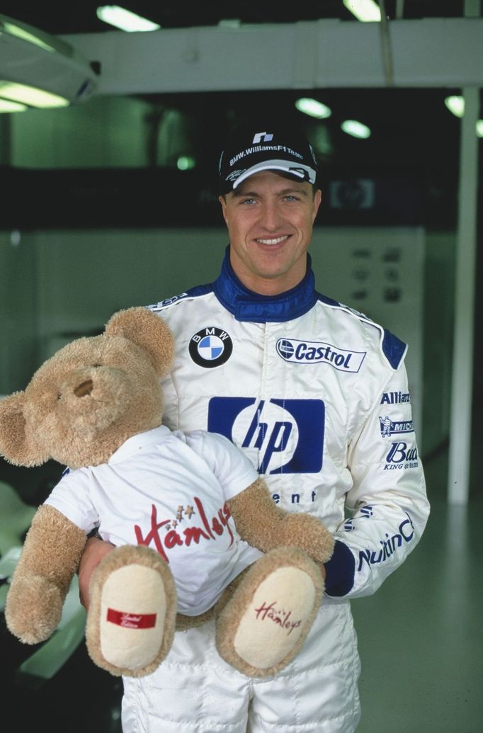 Ralf Schumacher a jeho maskot.