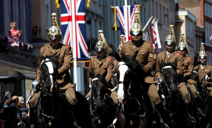 Přípravy na svatbu prince Harryho a Meghan Markle.  Velká Británie, květen 2018.