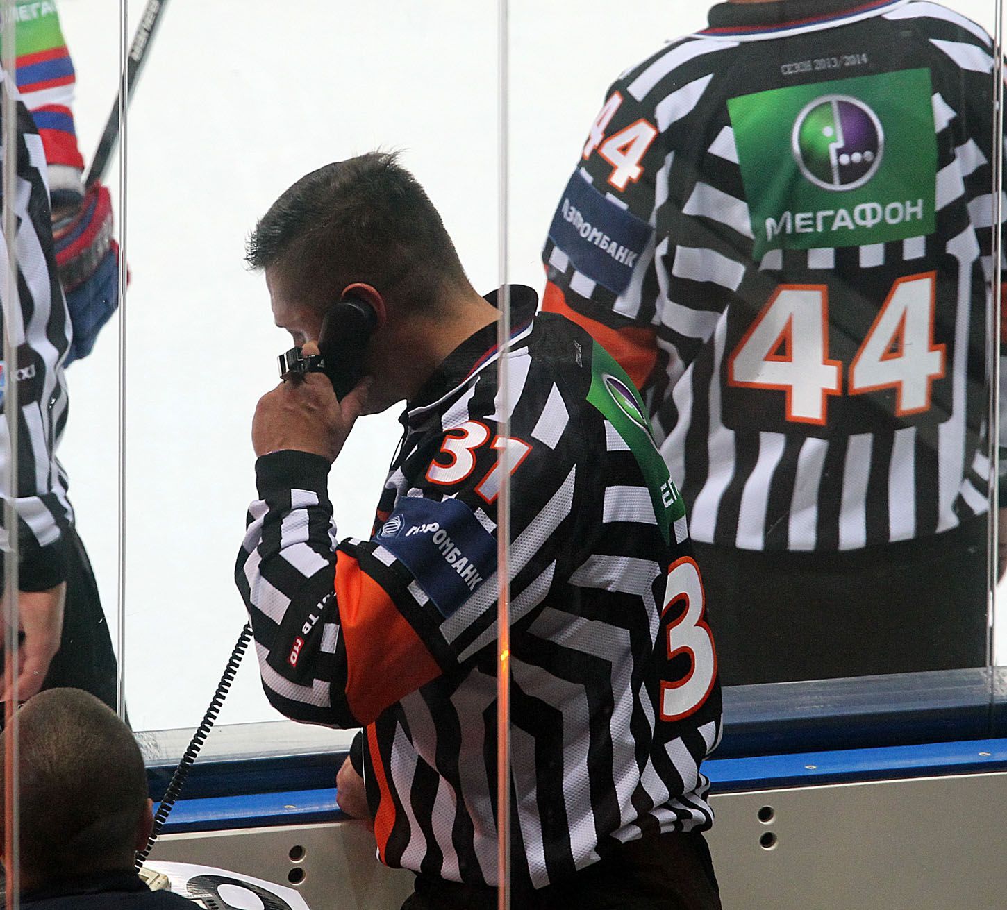 Hokej, KHL, Lev Praha - Dynamo Moskva: rozhodčí