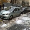 Po kalamitě přišlo oteplení. A těžký sníh padá ze střech
