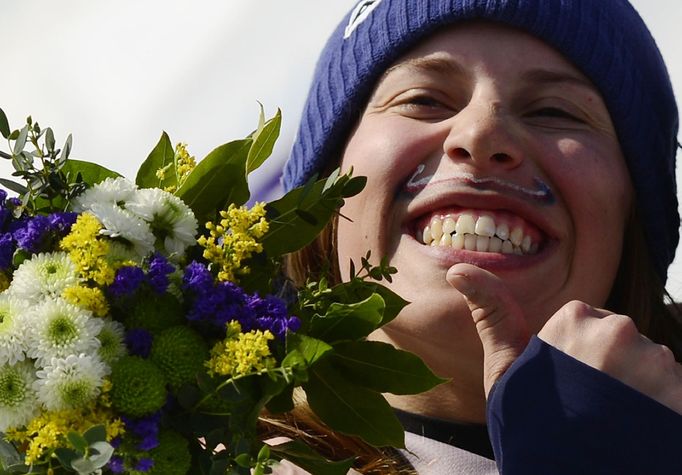 Soči 2014, snowboardcross: Eva Samková slaví olympijské zlato