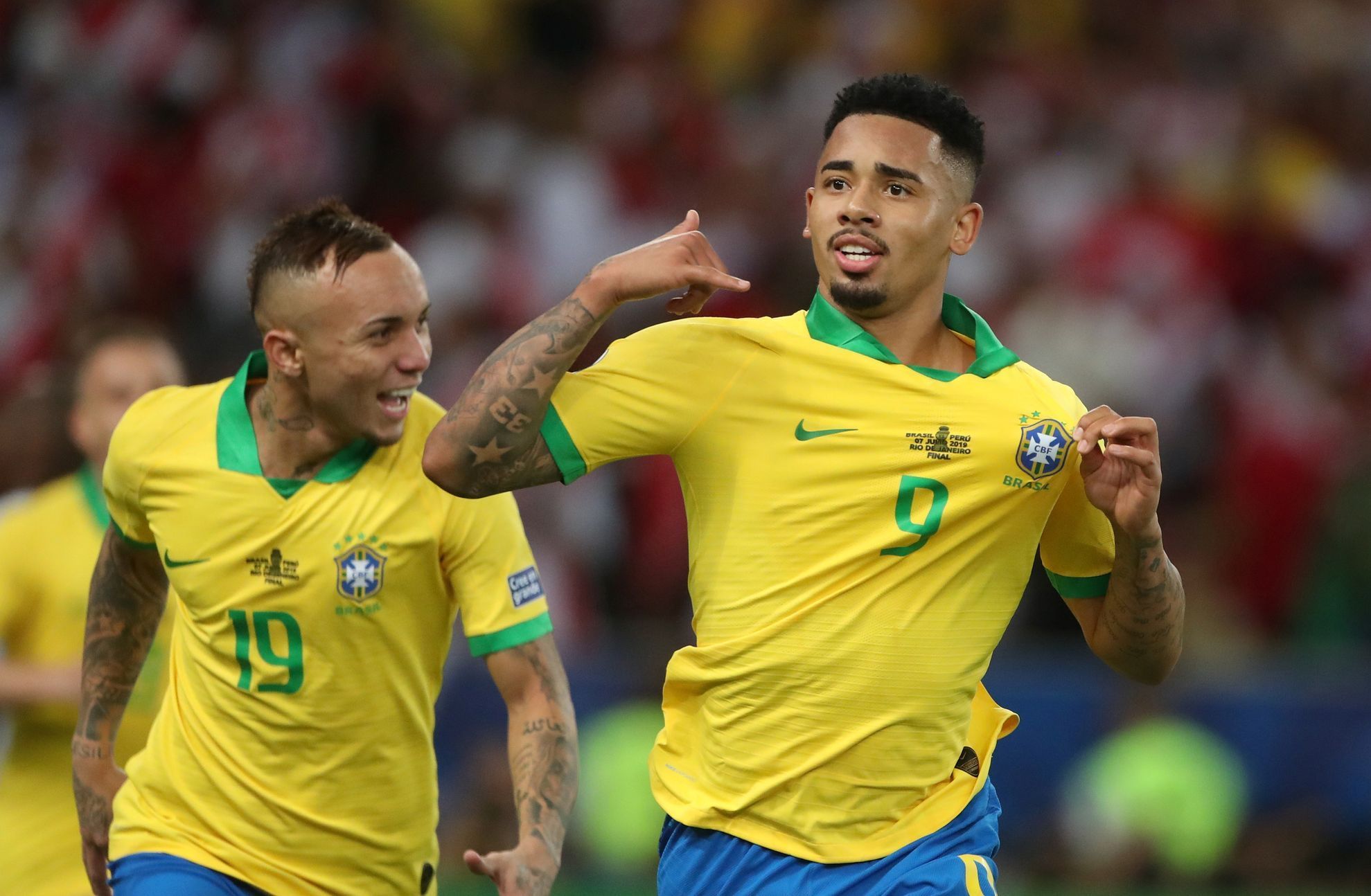 Finále Copy América 2019, Brazílie - Peru: Gabriel Jesus oslavuje gól na 2:1.