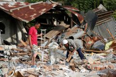 Papuu-Novou Guineu zasáhlo silné zemětřesení, hrozí tsunami v Indonésii a na Novém Zélandu