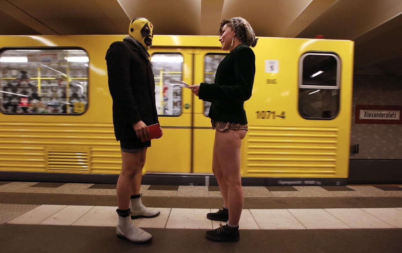 No Pants Subway Ride neboli jízda metrem bez kalhot