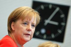 Zpráva nad české vládní škrty. Německo hlásí obří skok