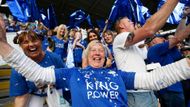 Fanoušci byli u vytržení. Aby také ne. Triumf Leicesteru v Premier League je možná největším překvapením celé historie slavné soutěže.