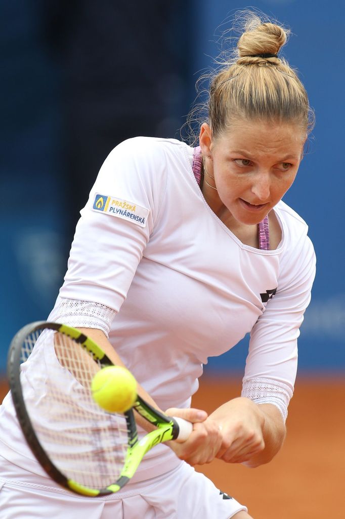 Kristýna Plíšková ve finále turnaje J&T Banka Prague Open 2017.