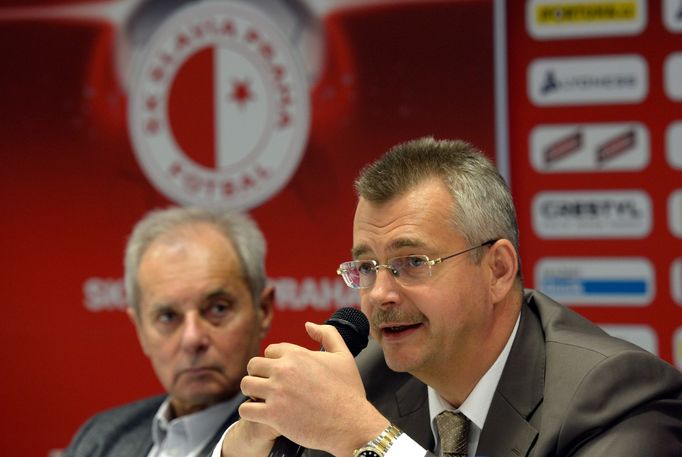 Jaroslav Tvrdík a Jiří Šimáně, představitelé akcionářů fotbalové Slavie