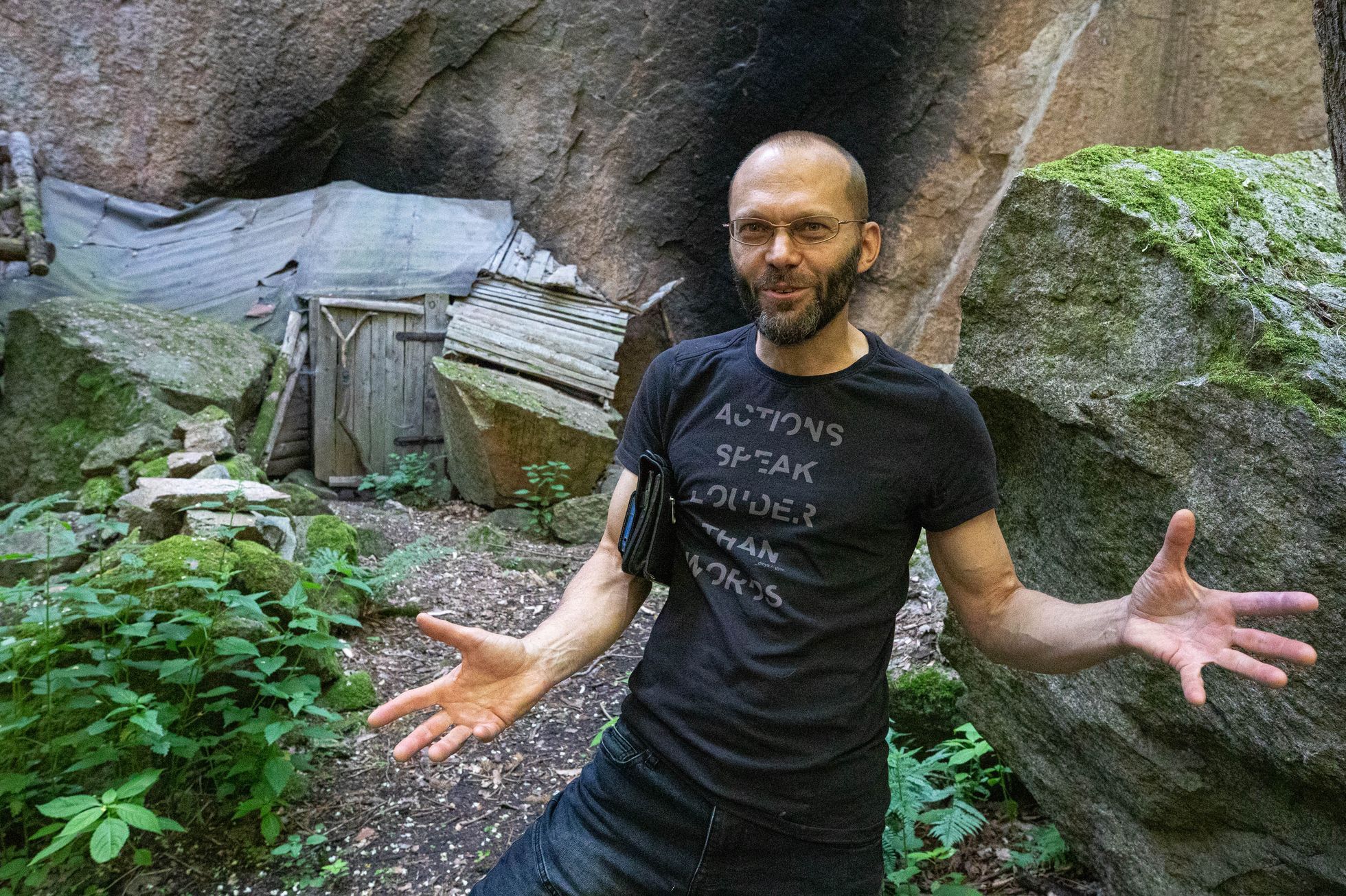 Lom Doubí, Krhanice, Vyhlídkové místo Sekaná skála