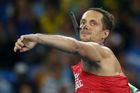 Čeští oštěpaři ve finále nezazářili, olympijské zlato slaví Röhler