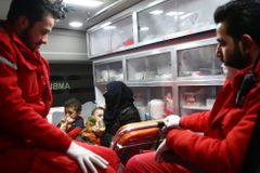 Živoření jen pár minut od nemocnice. Děti s rakovinou mohou do Damašku, souhlasil po kritice Asad
