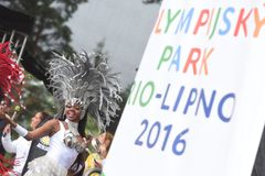Olympijský park Rio-Lipno hlásí otevřeno, prozářila ho Zátopkova silueta