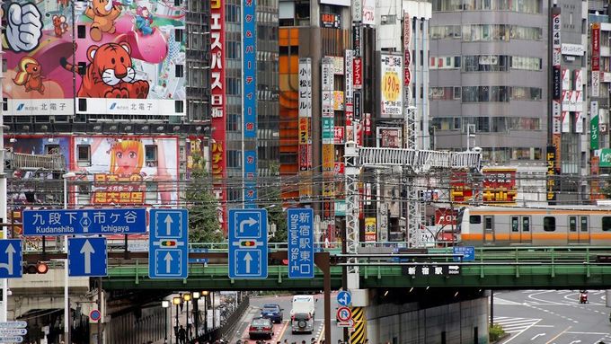 Nákupní čtvrť v Tokiu (ilustrační foto)
