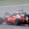 Takhle se v sobotu v Brazílii srazili Kimi Raikkonen a Nico Rosberg.