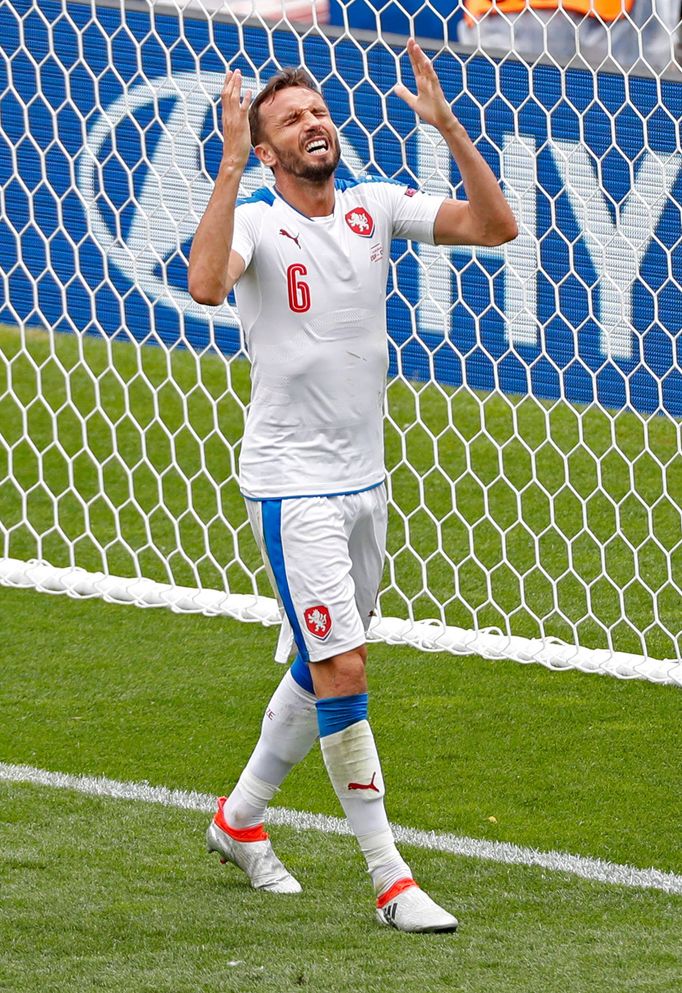 Euro 2016, Česko-Španělsko: Tomáš Sivok (6) po neproměněné šanci