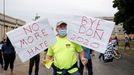 Americký prezident Donald Trump navštívil město Kenosha, kde probíhaly protesty proti policejnímu násilí.