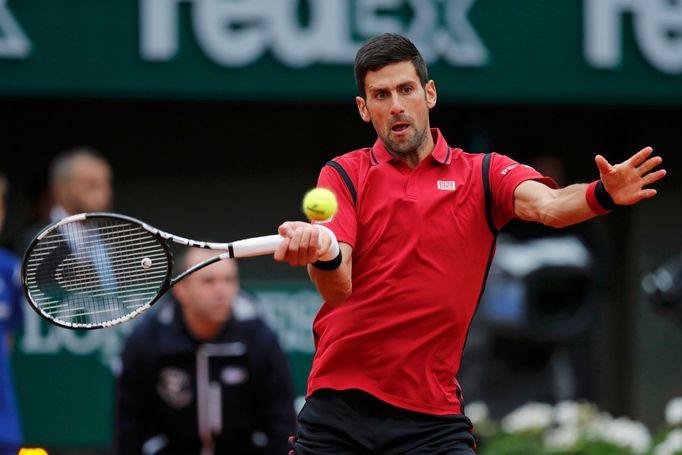 Novak Djokovič ve čtvrtfinále French Open 2016.