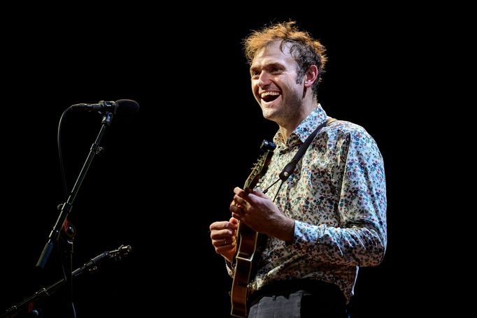 Chris Thile v pražské La Fabrice.