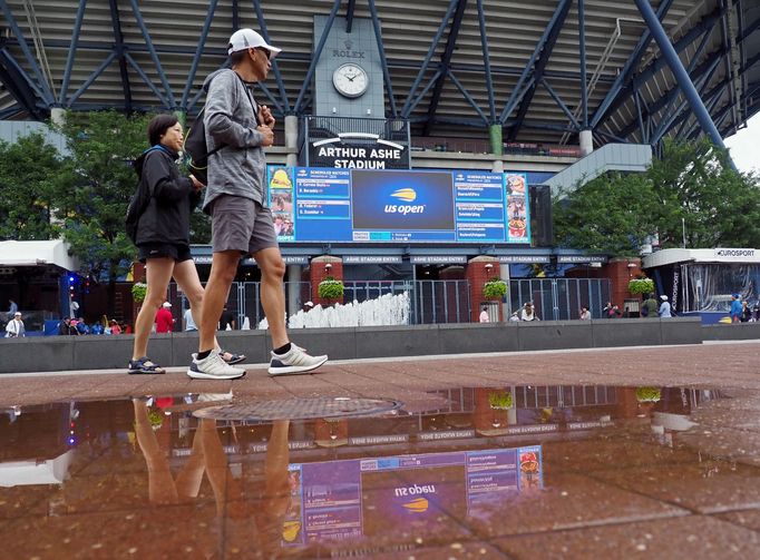 Pořadatele US Open dnes potrápil déšť