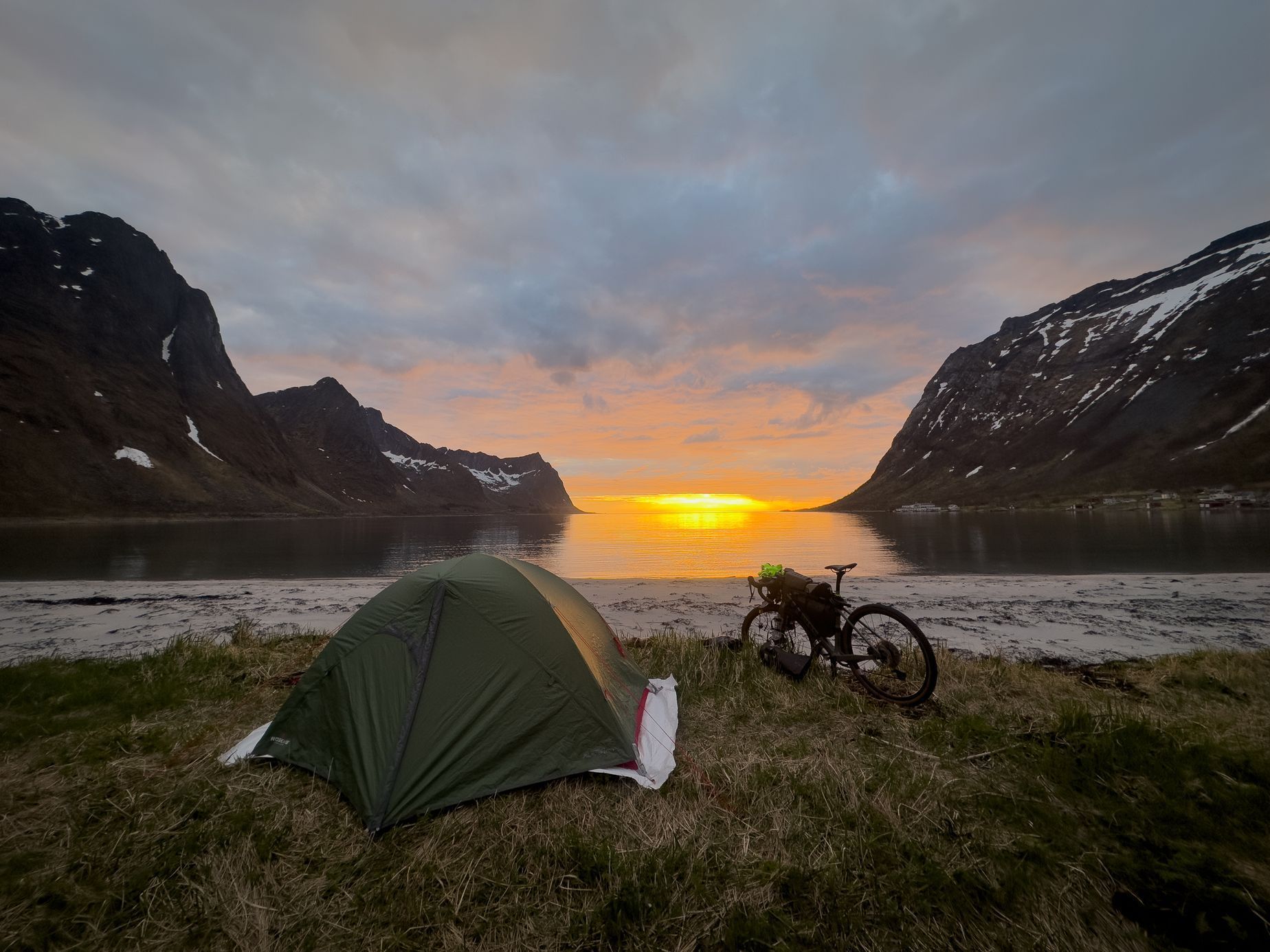 all ride girl, cestování, cyklistka, cyklistika, příběh