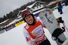 Samková vede SP ve snowboardcrossu, ve Švýcarsku dojela třetí