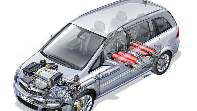 Opel začne v Česku prodávat dva modely na zemní plyn.