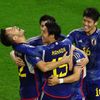 Japonci slaví gól v osmifinále MS 2022 Japonsko - Chorvatsko