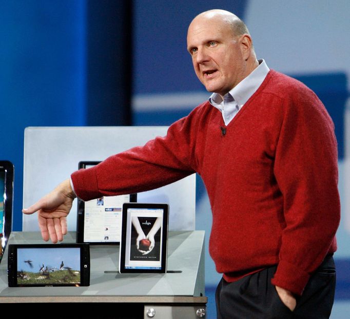 Šéf společnosti Microsoft Steve Ballmer zahájil veletrh CES v Las Vegas a představil nový PC tablet, na kterém firma spolupracovala s gigantem Hewlett-Packard, největším výrobcem přenosných počítačů. Tablet od Microsoftu je vybaven novým operačním systémem Windows 7.