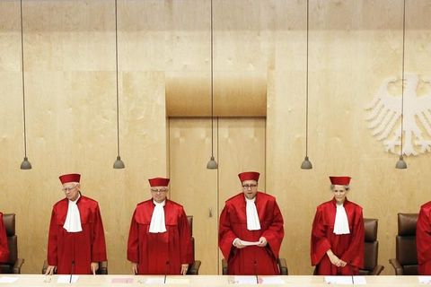 Německý ústavní soud dal zelenou evropskému mechanismu ESM