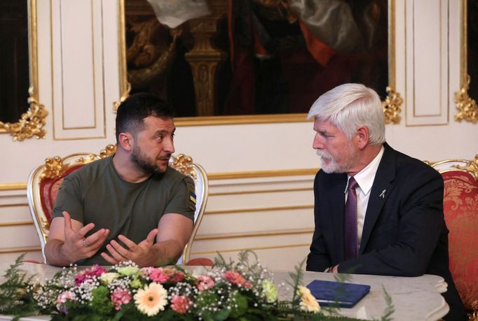 Czech President Petr Pavel and Ukraine's President Volodymyr Zelenskiy meet at Prague Castle in Prague, Czech Republic, July 6, 2023. REUTERS/Stringer  NO RESALES. NO ARC