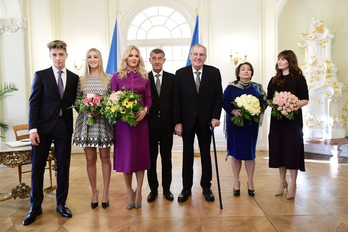 Novoroční oběd Miloše Zemana, Andreje Babiše a jejich rodin.