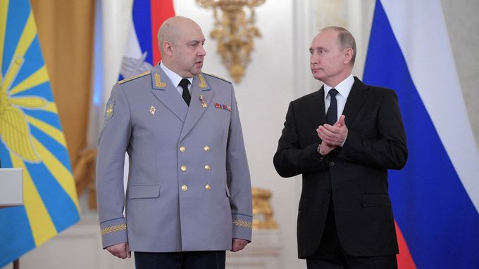 Sergej Surovikin s Vladimirem Putinem.