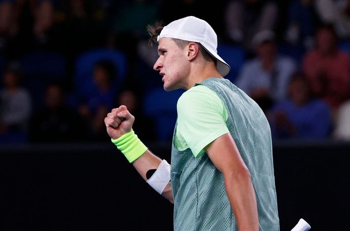 Jakub Menšík, Australian Open 2024, 2. kolo