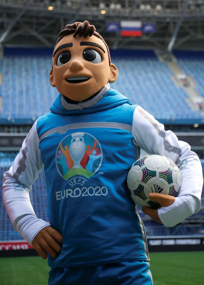 Maskot fotbalového Eura 2020 Skillzy