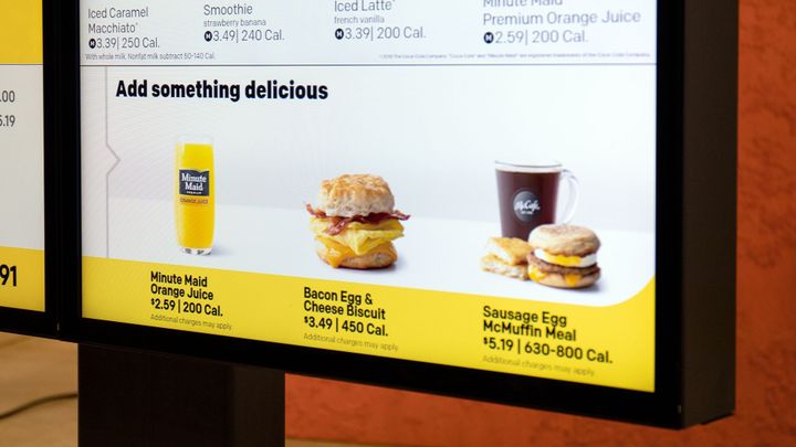 McDonald's vám poradí, na co máte chuť. Za chytré izraelské tabule zaplatí miliardy
