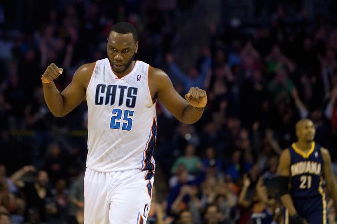 NBA: Indiana Pacers vs Charlotte Bobcats (Al Jefferson)