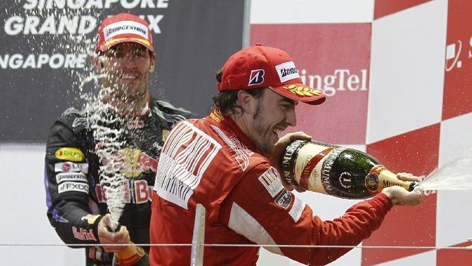 Fernando Alonso se z vítězství radoval podruhé za sebou.