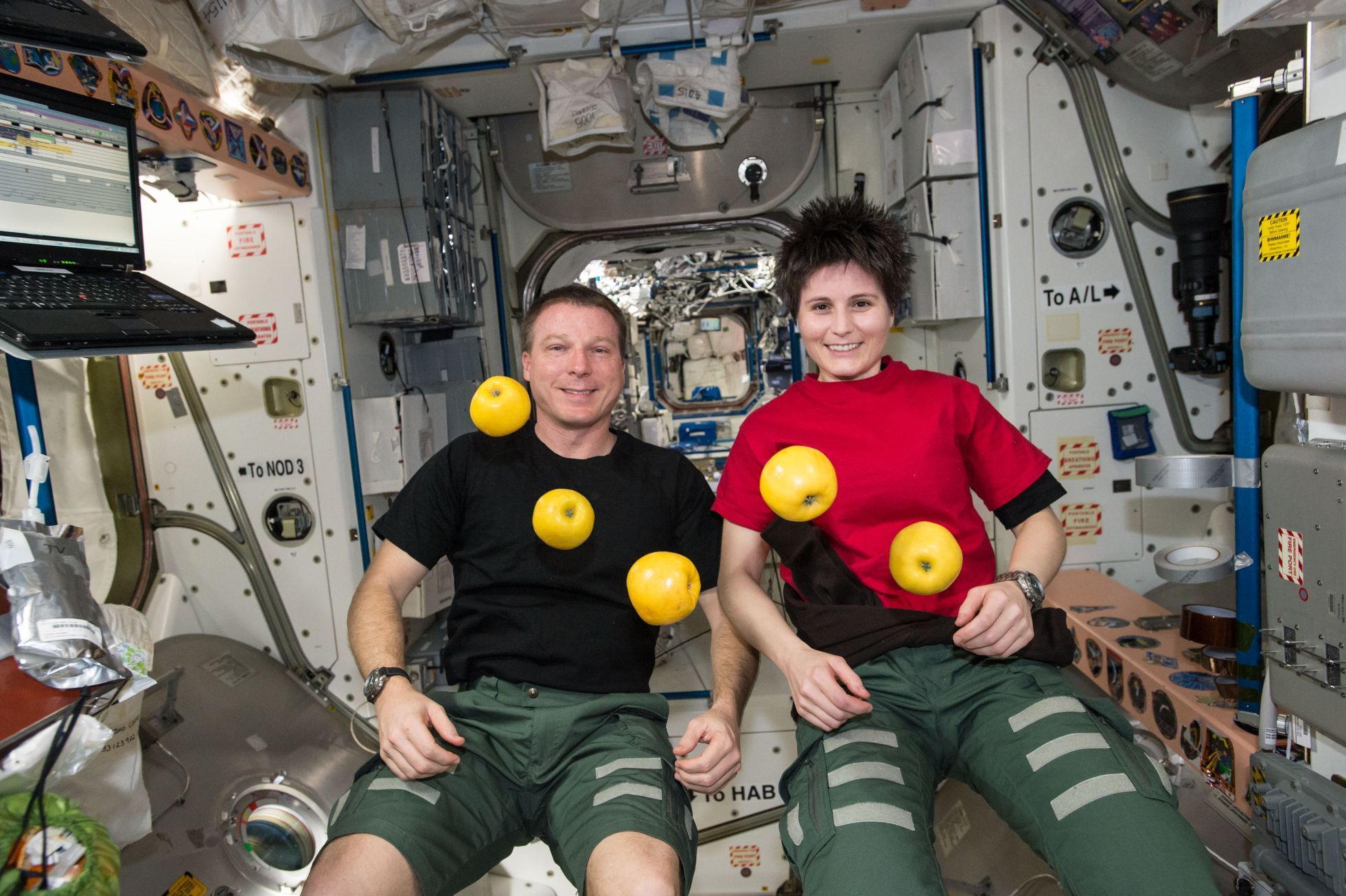 Snímky astronauta Terryho Virtse z kosmu