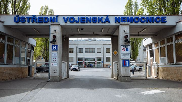Kontrola v Ústřední vojenské nemocnici našla chyby v dodržování předpisů o zakázkách; Zdroj foto: Lukáš Bíba