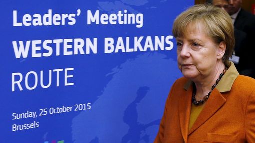 Německá kancléřka Angela Merkelová přichází na bruselské jednání o balkánské migrační trase.