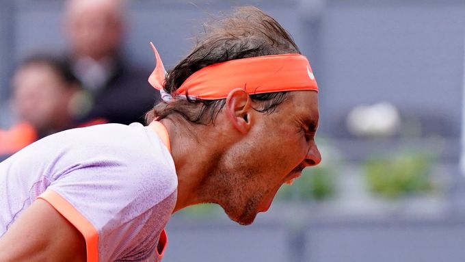Rafael Nadal při dnešním utkání na turnaji v Madridu