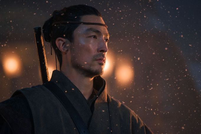 Daniel Henney jako al'Lan Mandragoran.