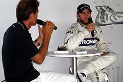 Heidfeld opouští Mercedes GP. Bude pomáhat Pirelli