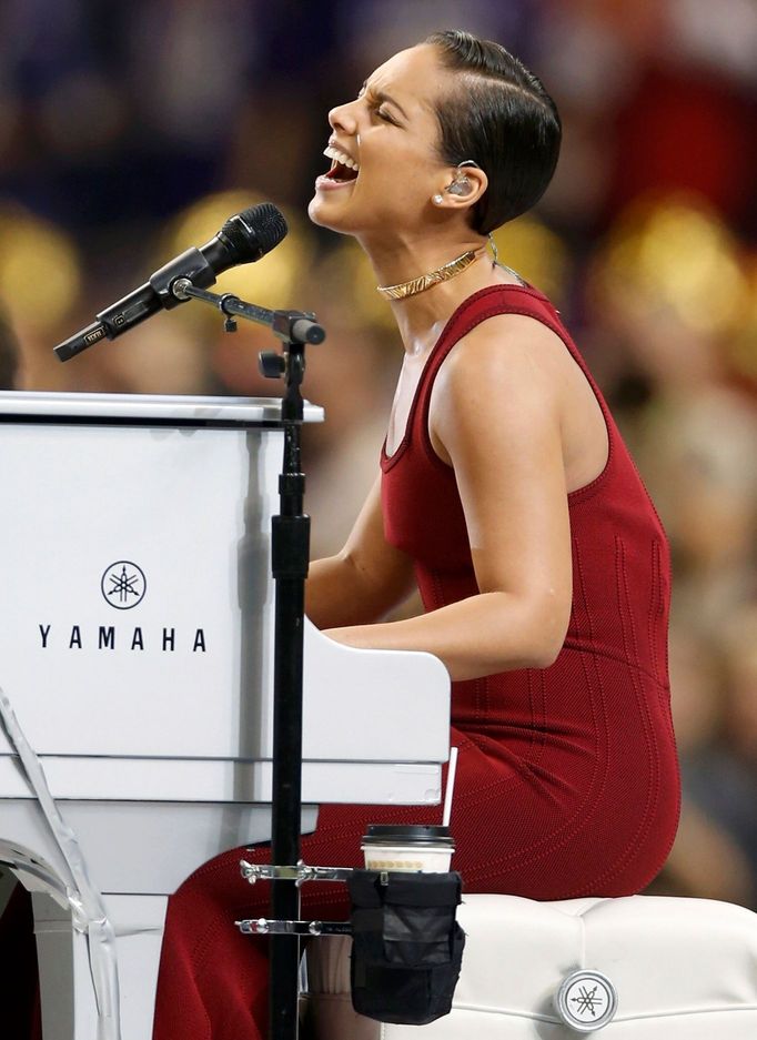 Super Bowl 2013: Alicia Keys - hymna