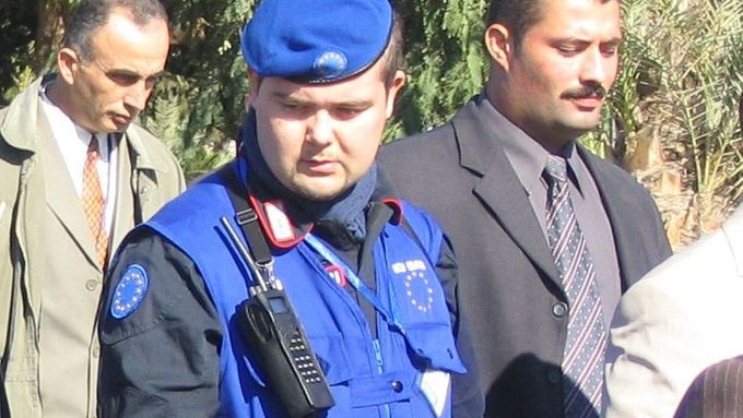 Pozorovatel EU v Gaze. Vyšle Unie své modré barety i do Gruzie?