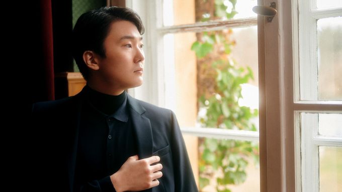 Seong‑Jin Cho hraje Scherzo č. 2 od Fryderyka Chopina. Foto: Christoph Köstlin