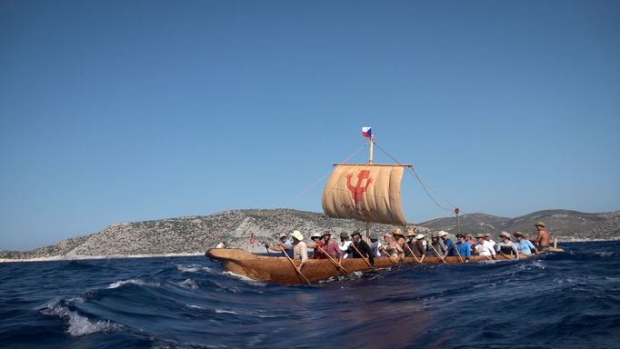 Z dokumentárního snímku Mořeplavci pravěku.